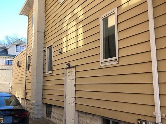 3rd image of 2163 Homecrest Ave