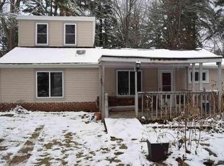 658 W Donald Ln, Sanford, MI 48657