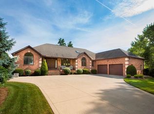 27018 Bagley Rd, Olmsted Township, OH 44138