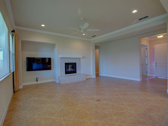 2nd image of 912 Golden Pond Dr