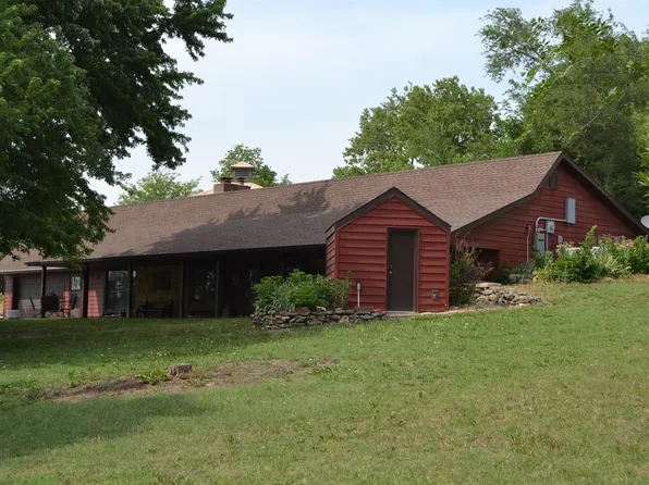 2727 Union Rd, Chapman, KS 67431