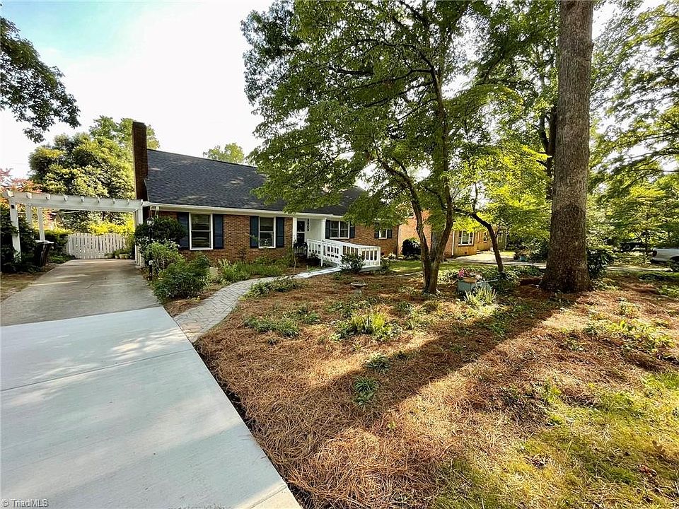 1st image of 3803 Dogwood Dr