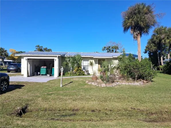 3311 Ash ST, PUNTA GORDA, FL 33950