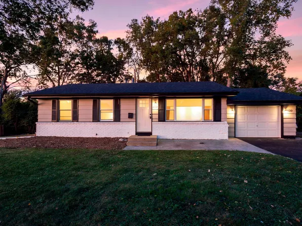 8209 Johnson Cir, Bloomington, MN 55437