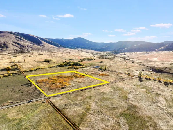 992 E 1000 S #3, Albion, ID 83311
