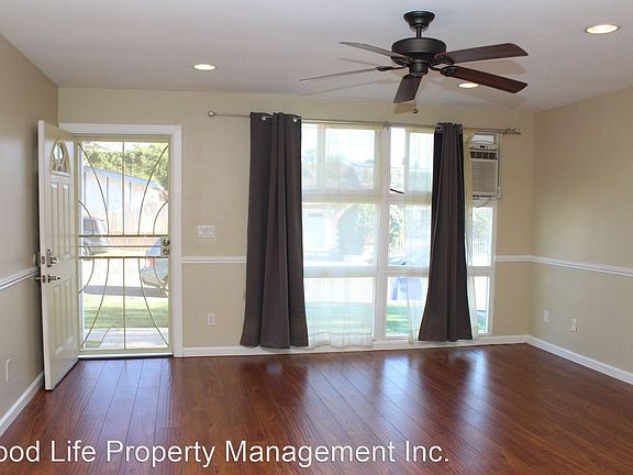 4th image of 3626 Fireway Dr