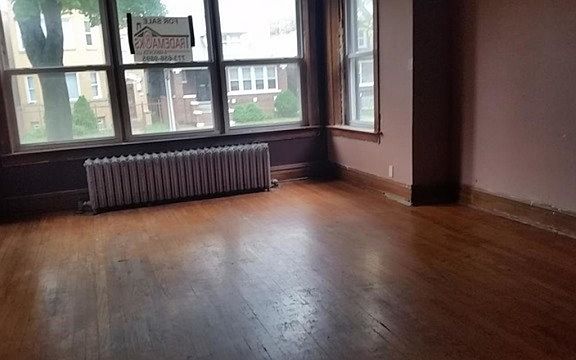 2nd image of 1510 N Lotus Ave