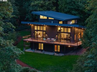 6326 NW Manor Dr, Portland, OR 97210