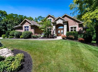 7988 Country Brook Ct, Springboro, OH 45066