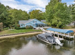 17 Wentworth Cove Rd, Laconia, NH 03246