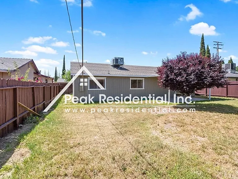 4154 Englewood St — Photo 18