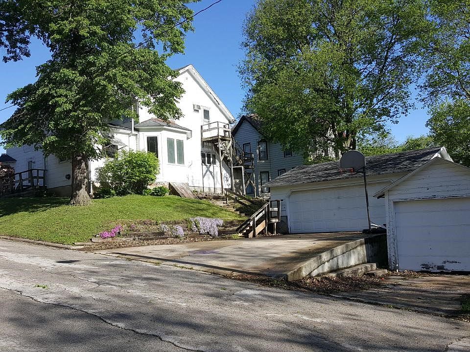 2nd image of 1208 Willson Ave