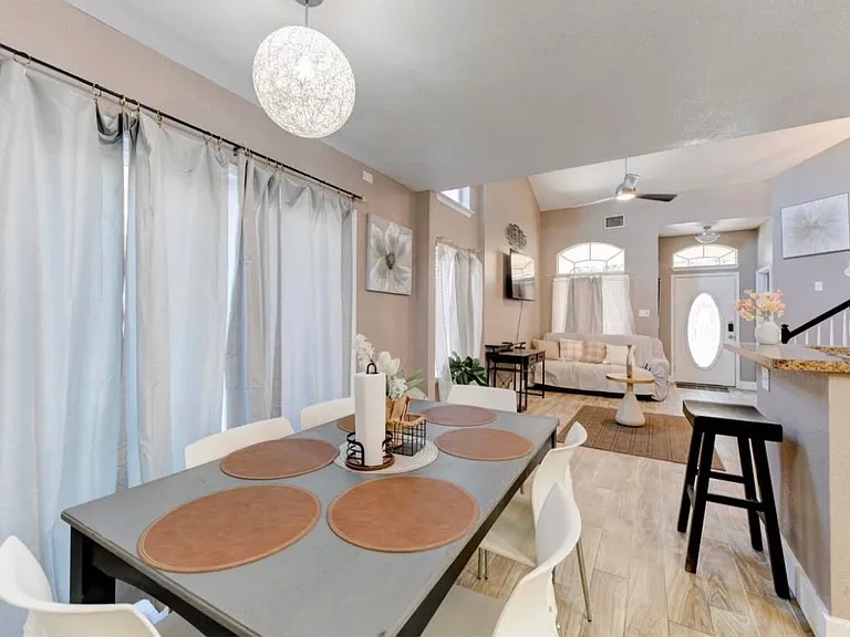 5203 Lions Gate Ln — Photo 4