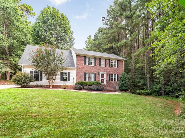 7025 Ridgeway Rd, Stanley, NC 28164