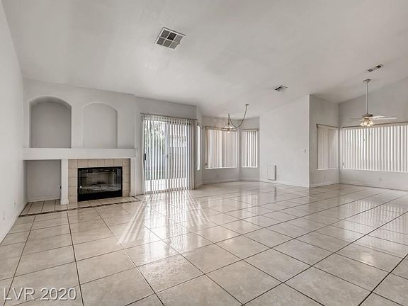 5th image of 1028 Skysail Dr