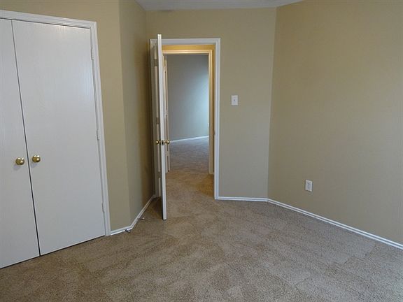 4th image of 8915 Chisholmwood Lane