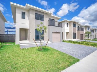 245 NW 13th Pl, Florida City, FL 33034