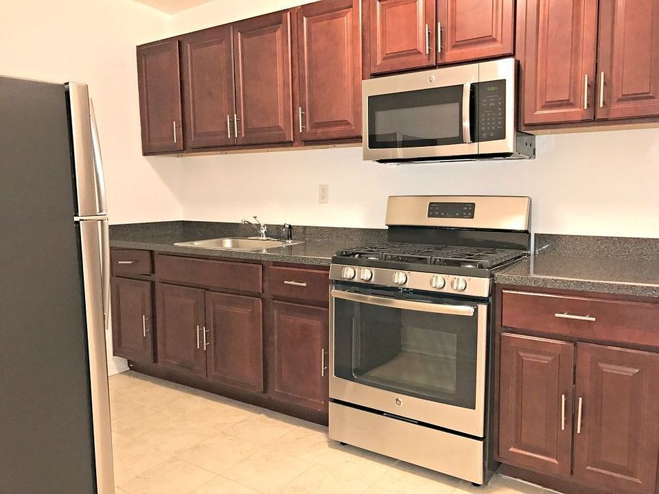 1st image of 645 Ocean Ave APT D1