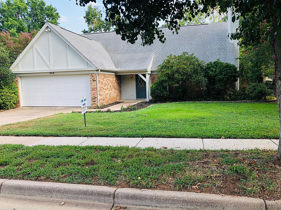 1st image of 308 Harrington Ln