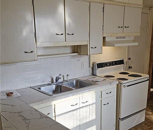 4th image of 503 Oakley Ave