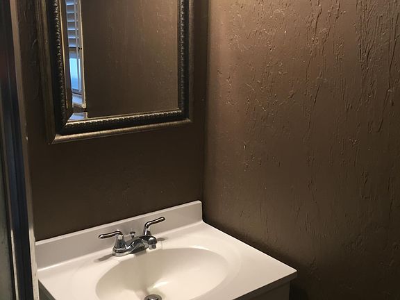 5th image of 5711 Berget Dr