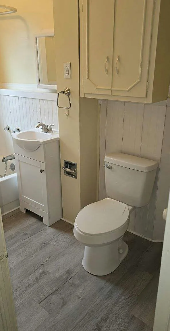 318 Apple Street, Unit 2B — Photo 1