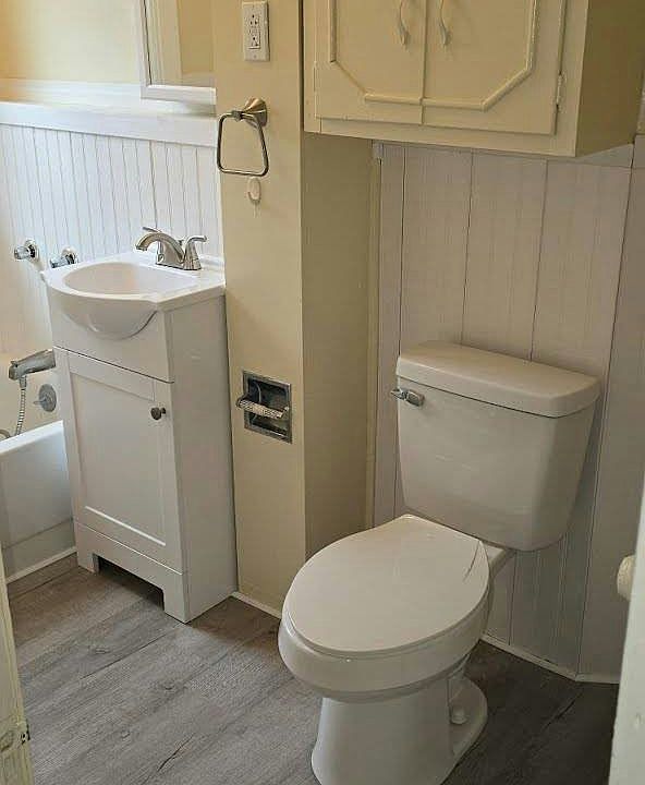 1st image of 318 Apple St #2