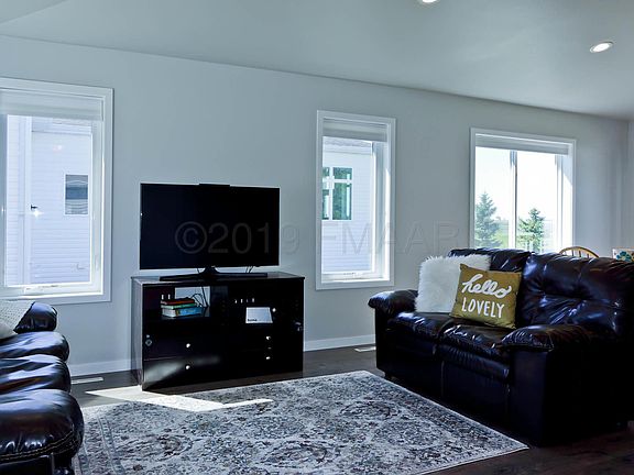 3rd image of 108 Riverwood Dr