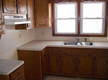 3rd image of 138 Westmore Dr