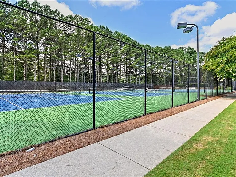3020 Serenade Ct — Photo 34