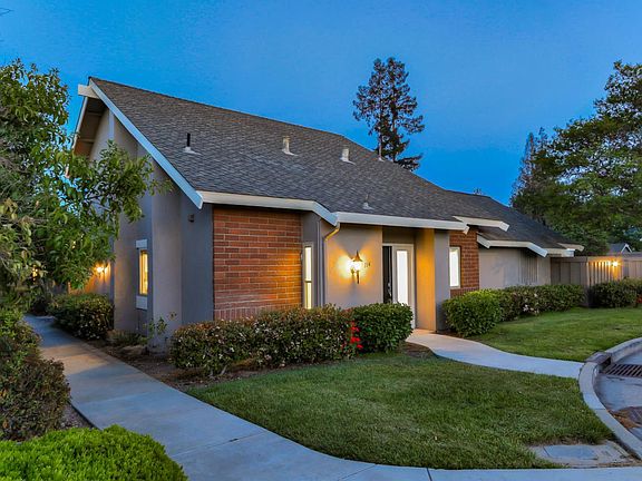 3rd image of 114 Escobar Ct