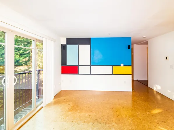 511 100th Ave NE APT 201, Bellevue, WA 98004