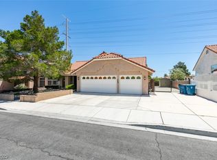 628 Overview Dr, Las Vegas, NV 89145