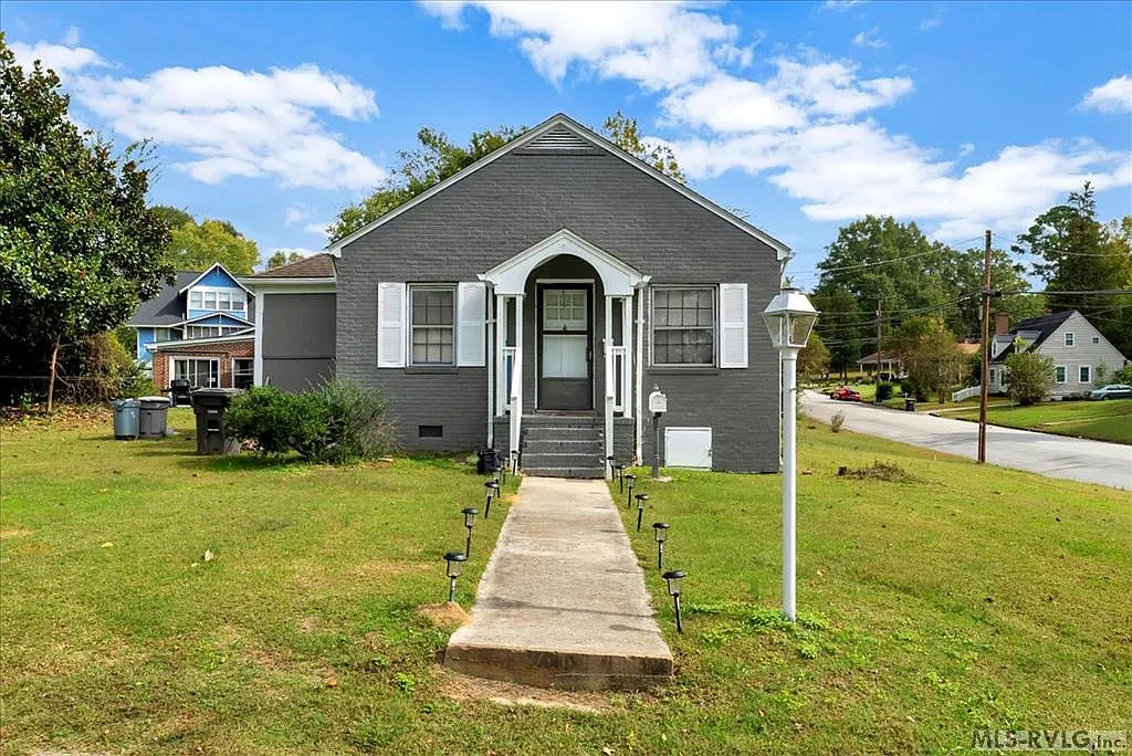 107 W 5th Ave, Lawrenceville VA - Owner Finance Home