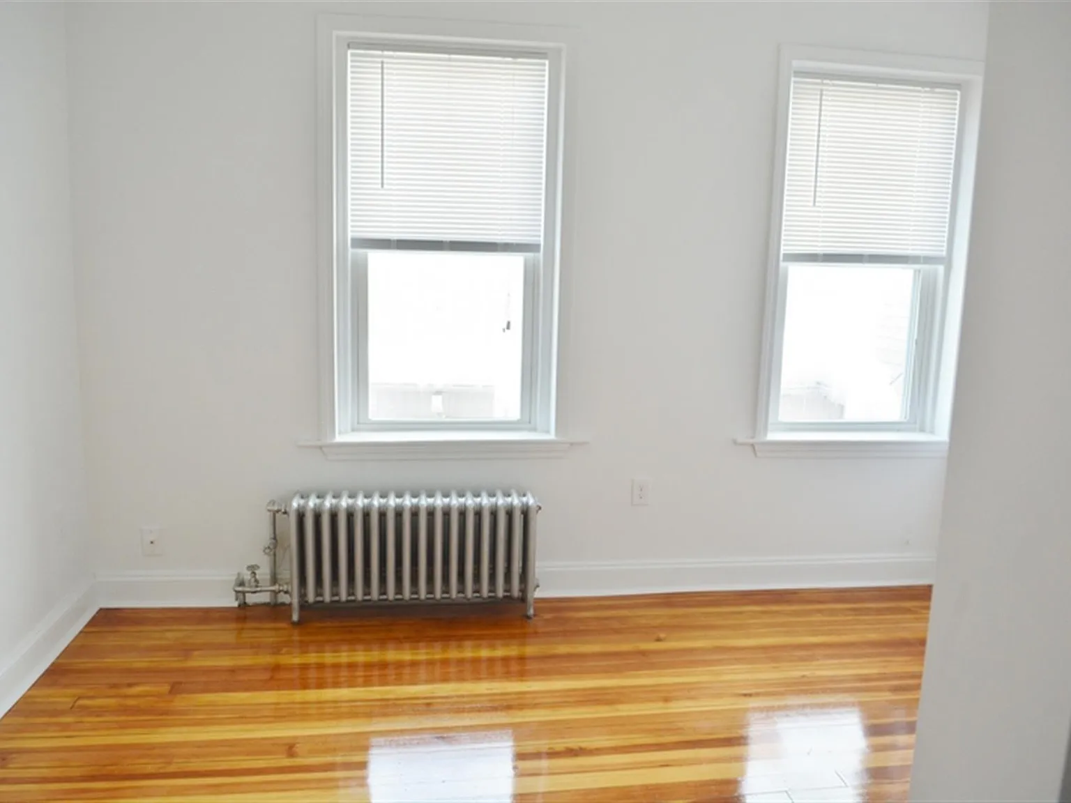 2 bed, $2,800 — Photo 4