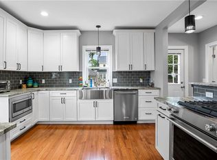 131 Massasoit Ave, Cranston, RI 02905