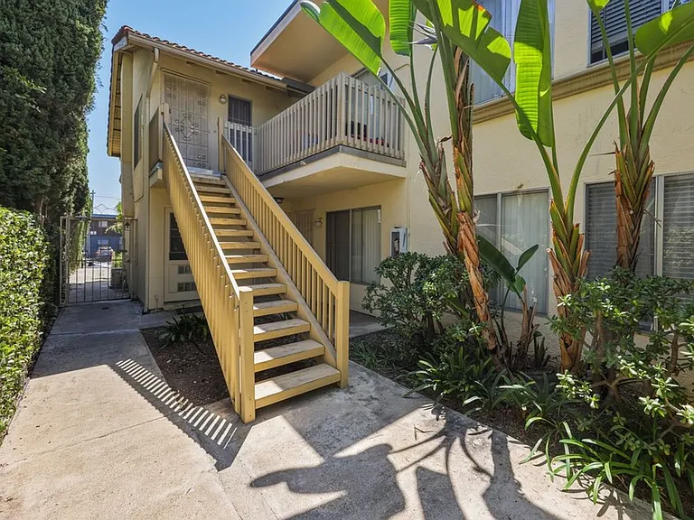 4052 Iowa Street — Photo 10