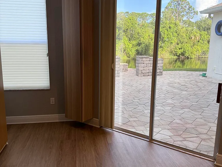 751 Carriage Hill Rd — Photo 10