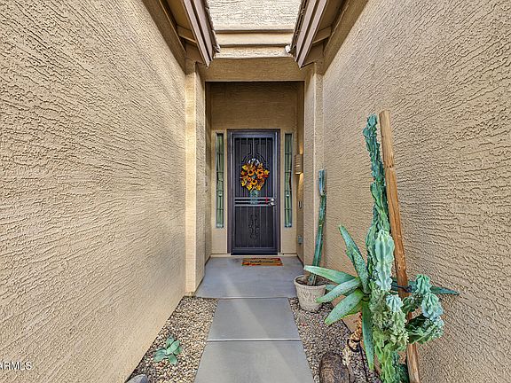 5th image of 33615 N 25TH Avenue