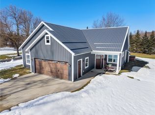 2305 Vandy Dr, Macedon, NY 14522