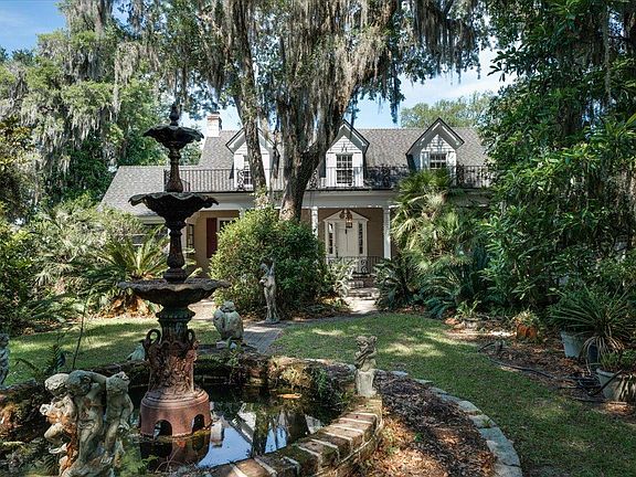 3rd image of 303 Stono Dr