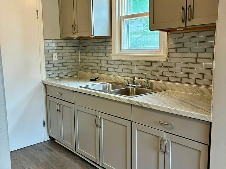 4628 N 24th Pl — Photo 8
