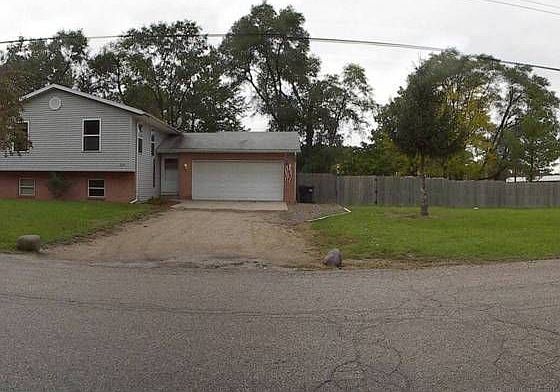 1st image of 5314 Wisteria St