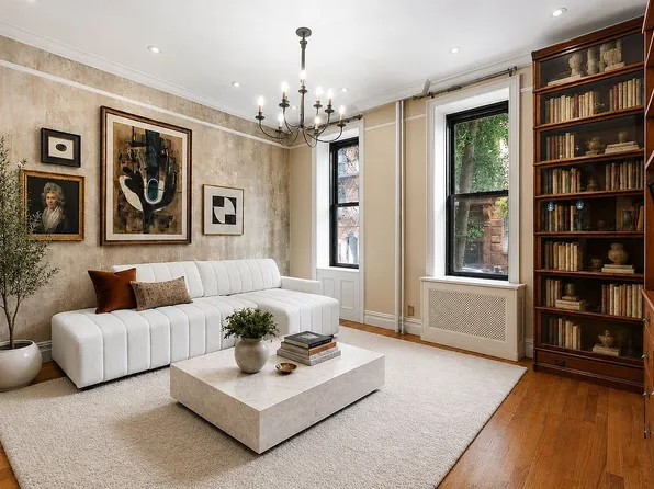 96 Perry St APT B3, New York, NY 10014