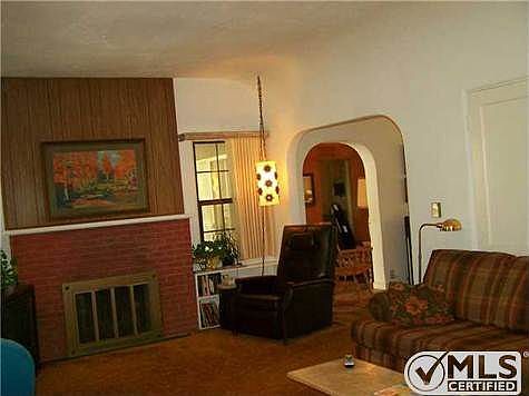 3rd image of 7419 Franklin Dr