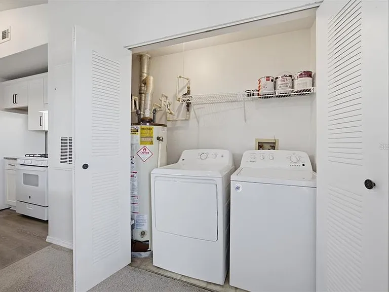 1612 Columbia Arms Cir #237 — Photo 11