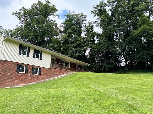 11838 Ramsburg Rd — Photo 2
