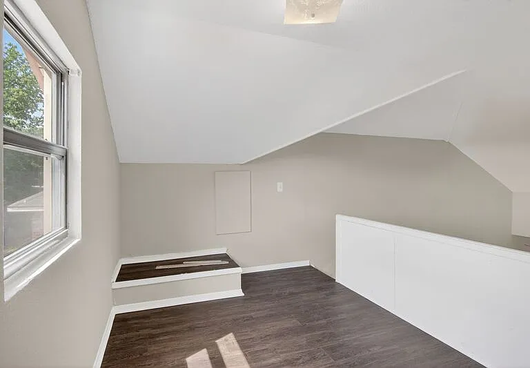 609 Trout St — Photo 30