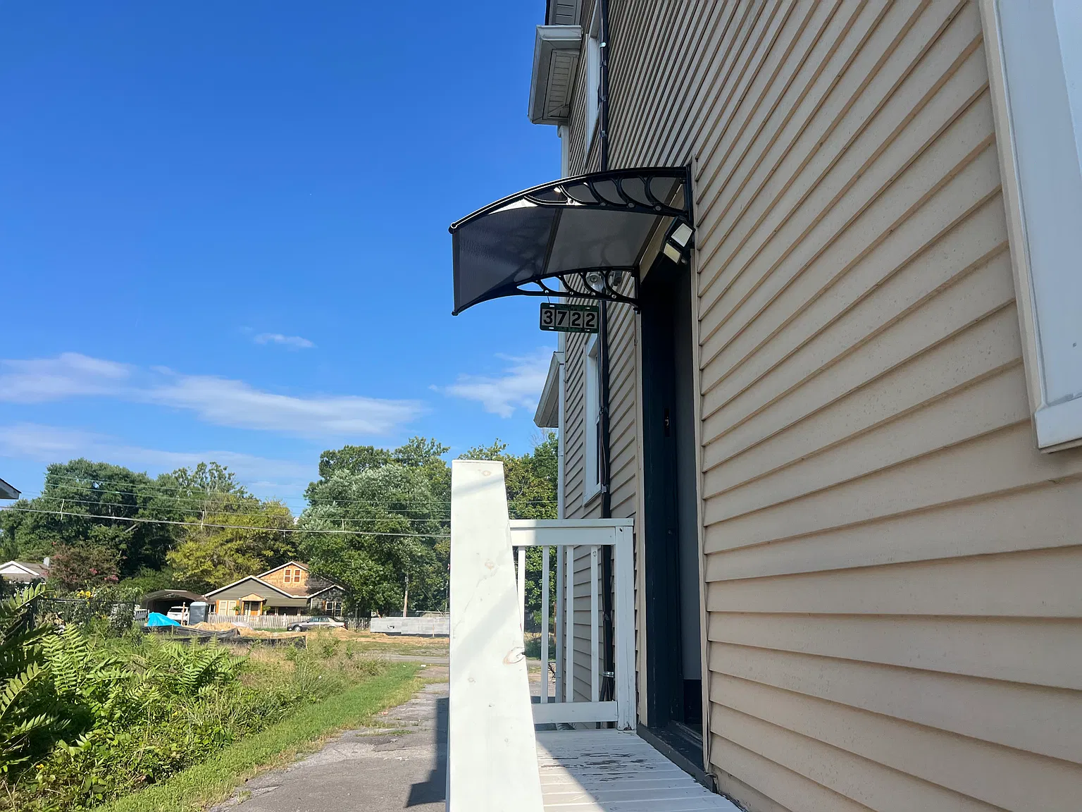 3 bed, 957 sqft, $1,650 — Photo 3