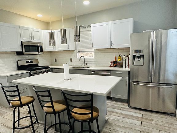 3rd image of 1836 N Central Park Ave APT 1